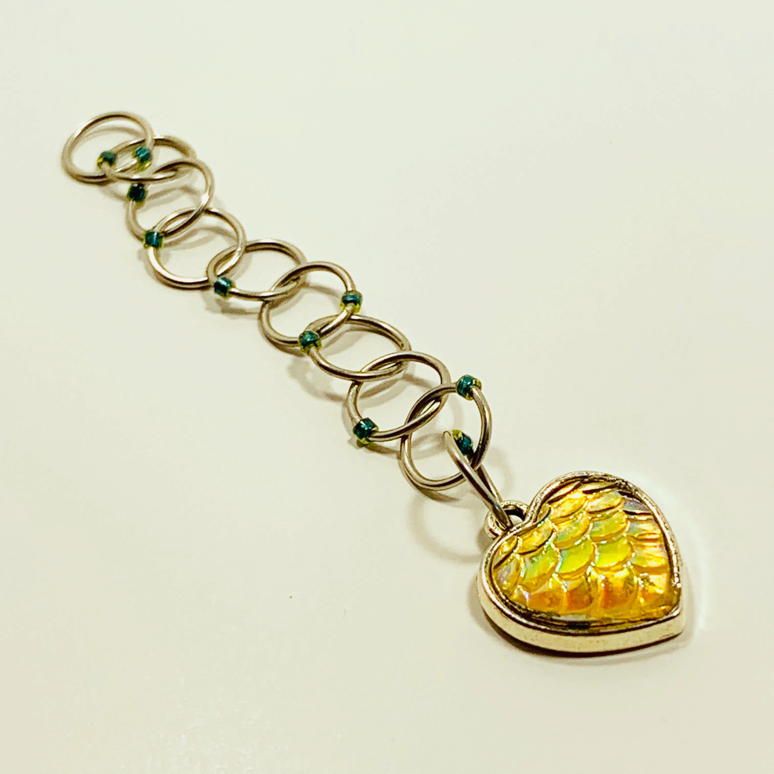 Snagless Beaded Chain Row Counter ~ Mermaid Heart Yellow