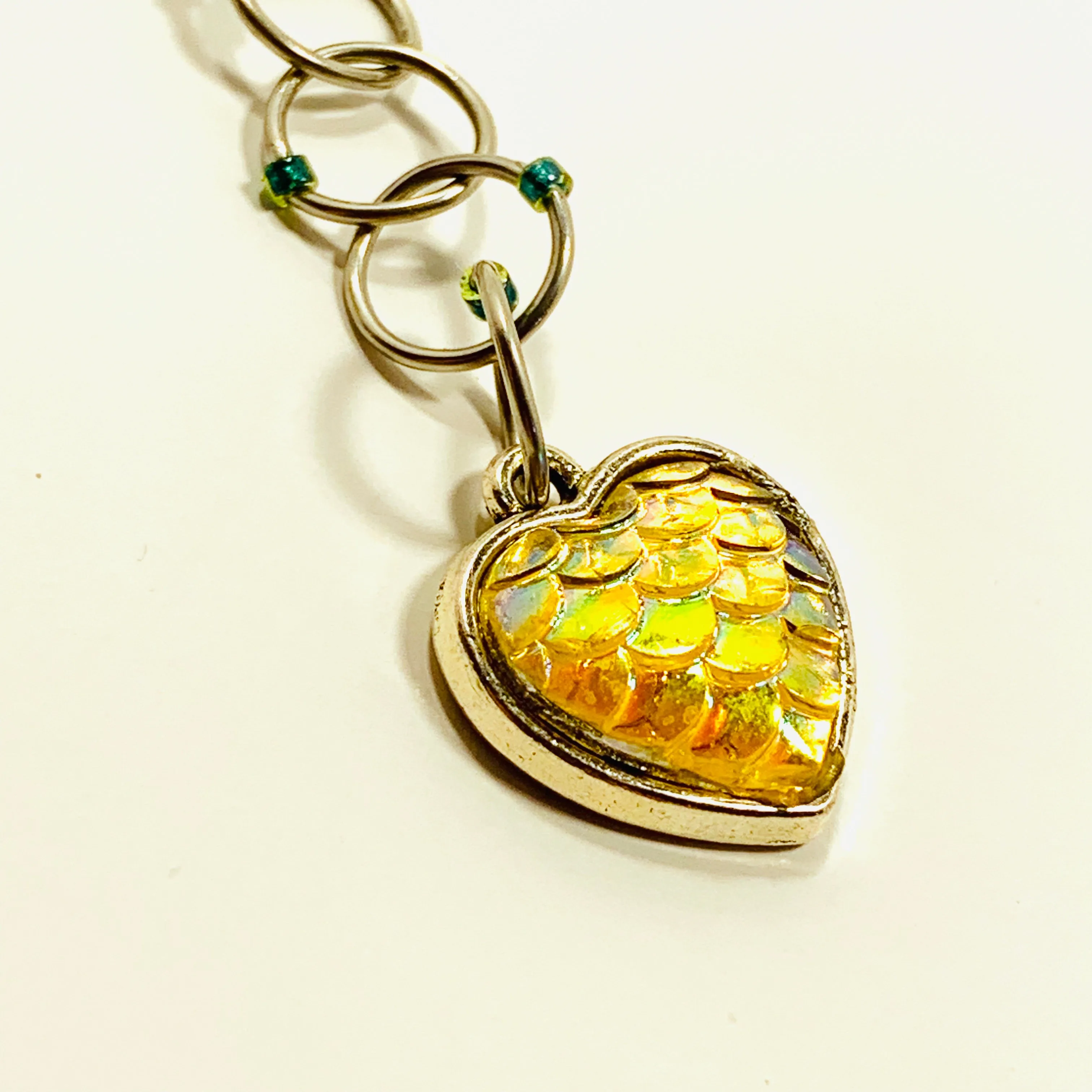 Snagless Beaded Chain Row Counter ~ Mermaid Heart Yellow
